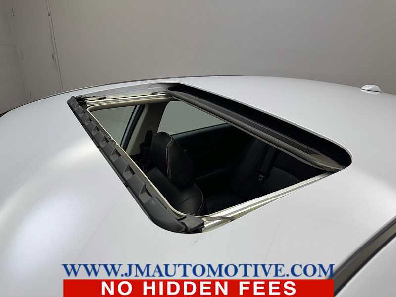 Used 2024 Nissan Altima 2.5 SR w/ SR Premium Package AWD/4WD image 11