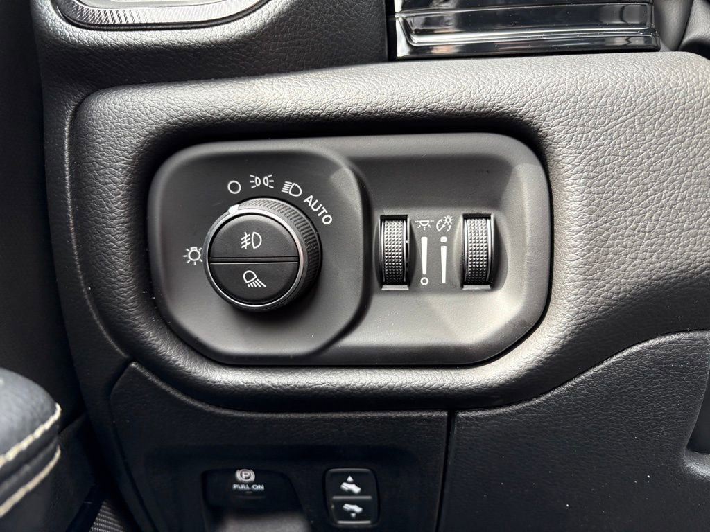 New 2026 RAM 1500 Rebel w/ Rebel Level 2 Equipment Group AWD/4WD image 23