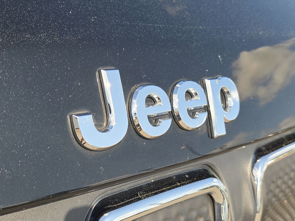 Used 2022 Jeep Compass Latitude w/ Sun and Sound Group image 4