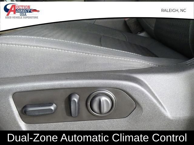 Used 2021 Chevrolet Silverado 1500 LT Trail Boss w/ Bed Protection Package image 19