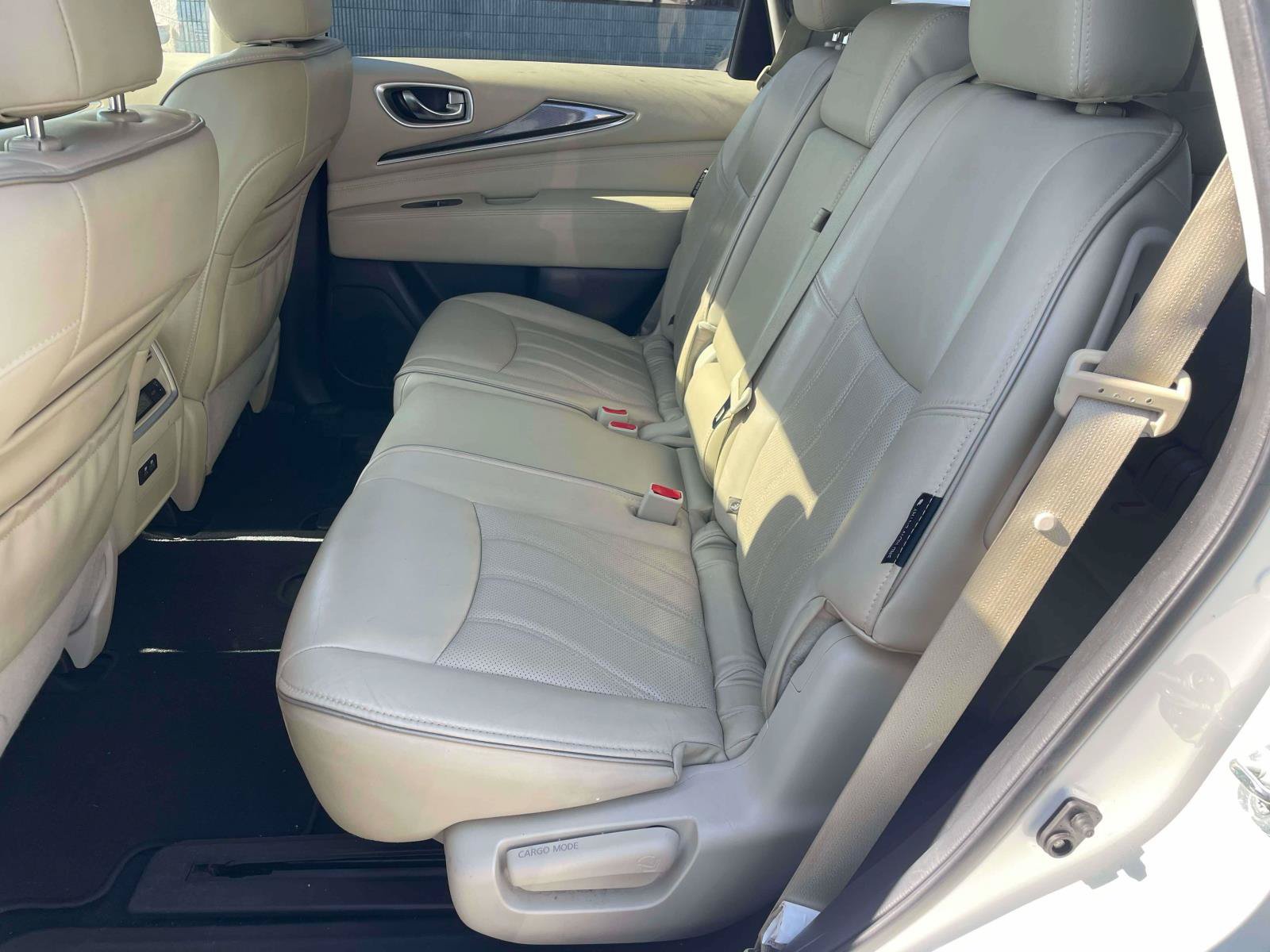 Used 2019 INFINITI QX60 Luxe w/ Essential Package AWD/4WD image 14