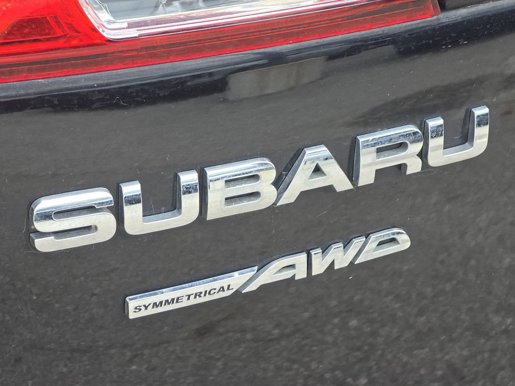 Used 2011 Subaru Outback 2.5i AWD/4WD image 3