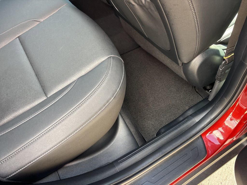 Used 2025 Kia Seltos SX image 24