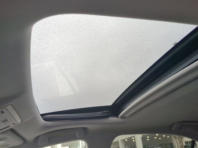 Used 2016 Lexus IS 200t w/ Premium Package image 19