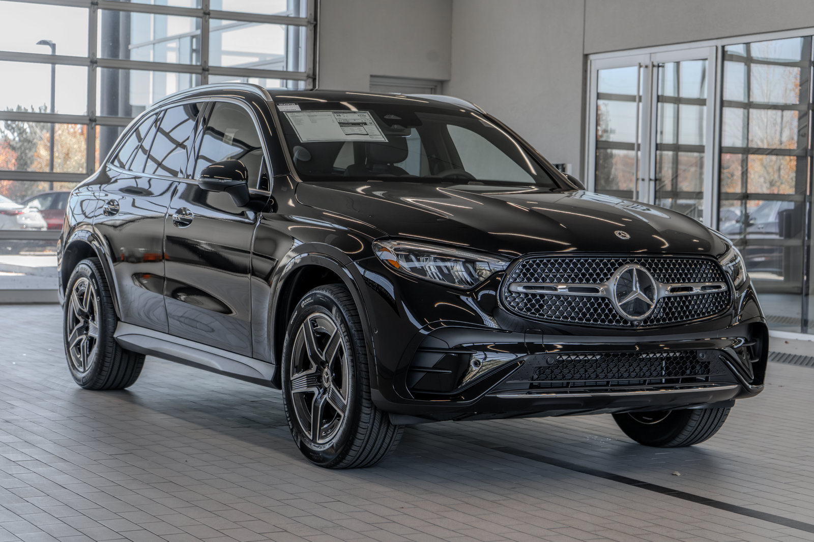 Used 2026 Mercedes-Benz GLC 300 4MATIC image 21