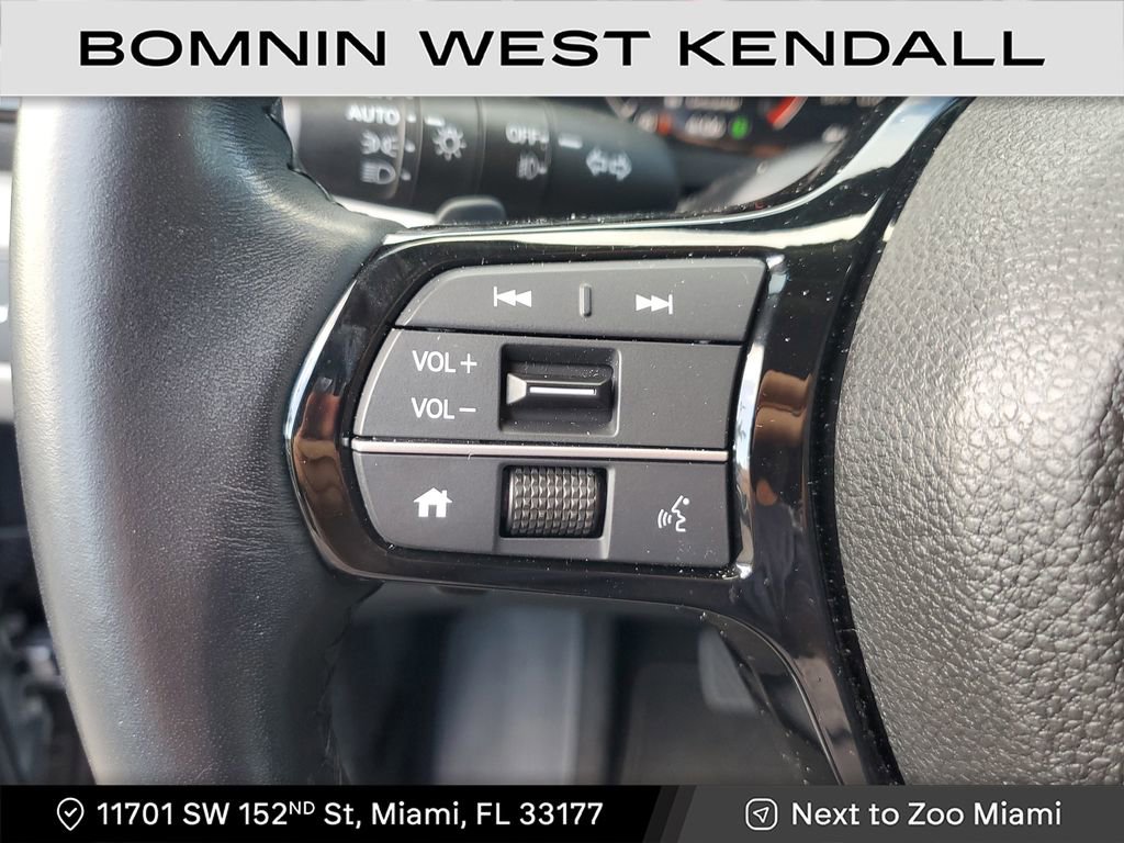 Used 2023 Honda Pilot Touring image 30