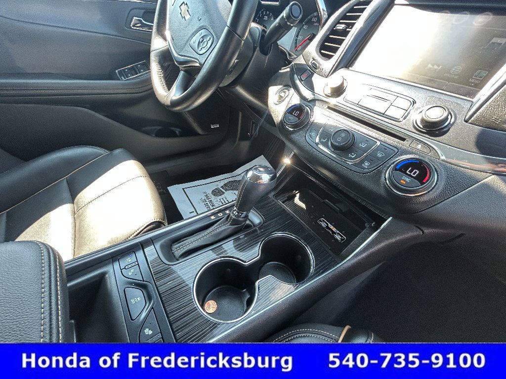 Used 2018 Chevrolet Impala Premier w/ Premier Convenience Package FWD image 22