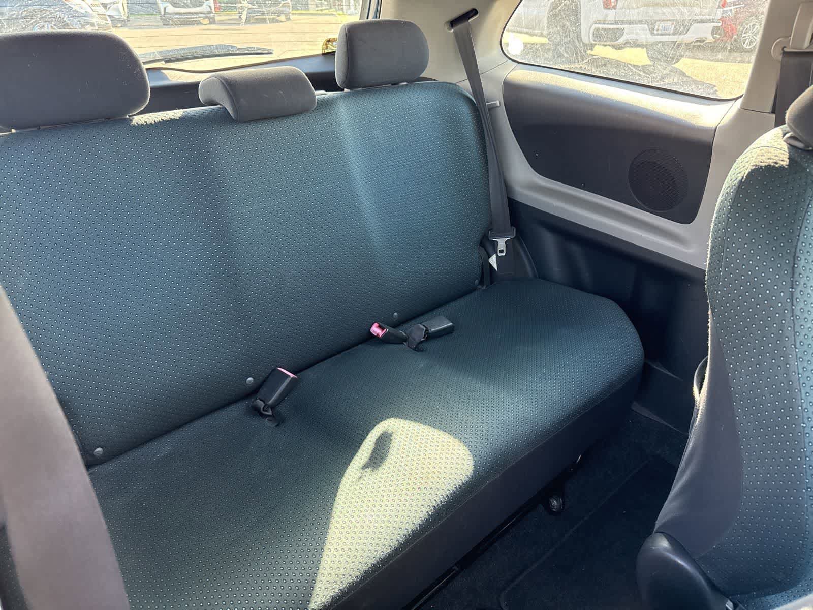 Used 2008 Toyota Yaris 2-Door Hatchback FWD image 19