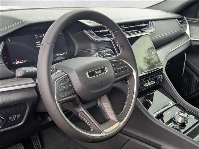 New 2025 Jeep Grand Cherokee L Limited w/ Trailer Tow Package video 3