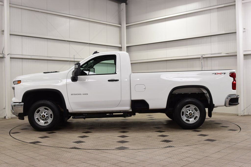 Used 2025 Chevrolet Silverado 2500 W/T w/ WT Convenience Package image 4