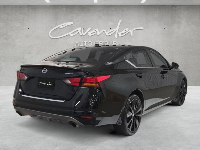 Used 2022 Nissan Altima 2.5 SR w/ Midnight Edition Package AWD/4WD image 16