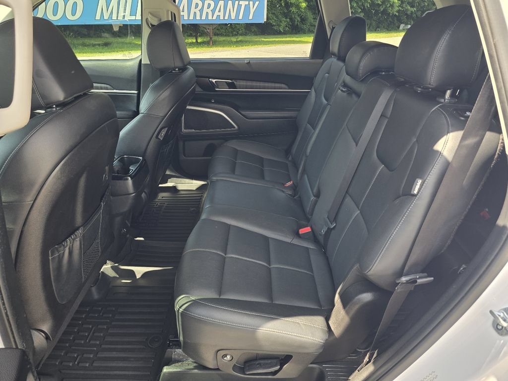Used 2023 Kia Telluride EX FWD image 12