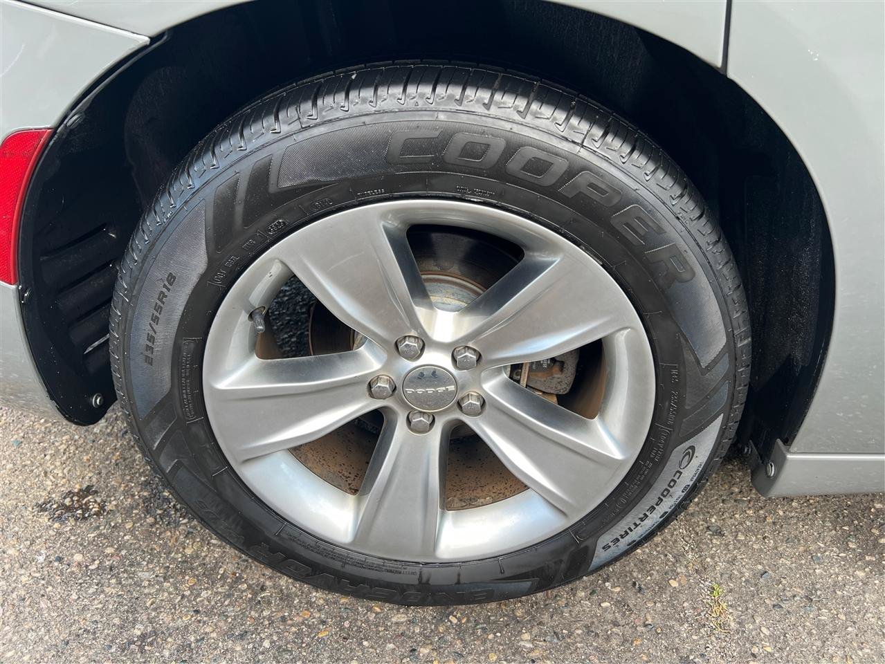 Used 2018 Dodge Charger SXT Plus RWD image 16