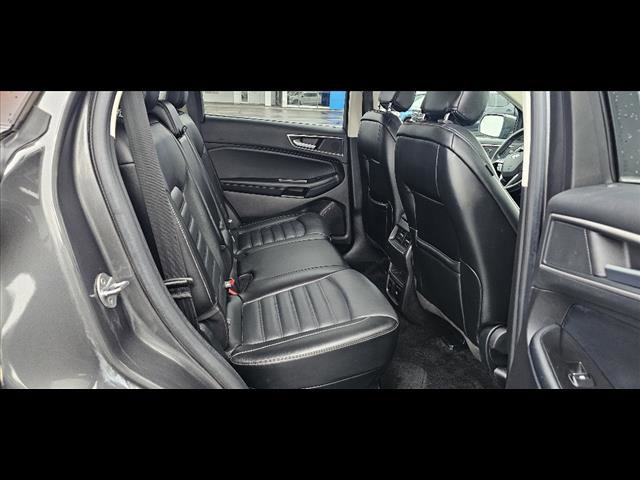 Used 2017 Ford Edge SEL w/ Equipment Group 201A image 12