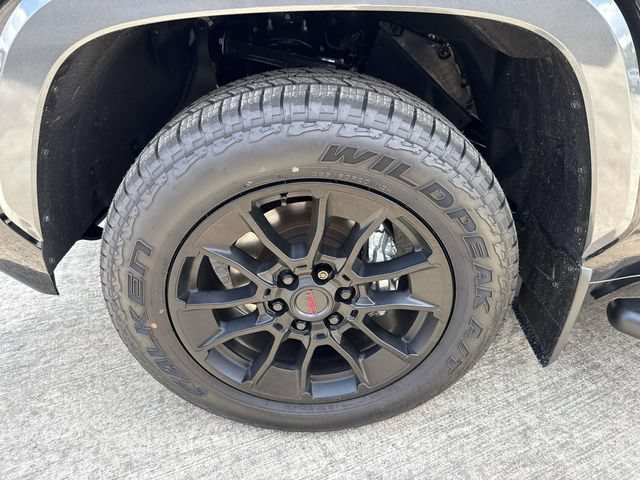 Used 2026 Toyota Tundra Limited w/ Power Package RWD image 4