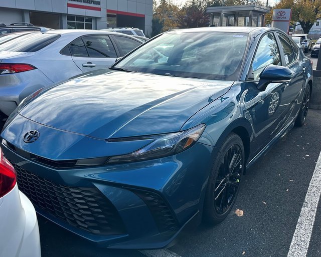 New 2026 Toyota Camry SE w/ Convenience Package image 1