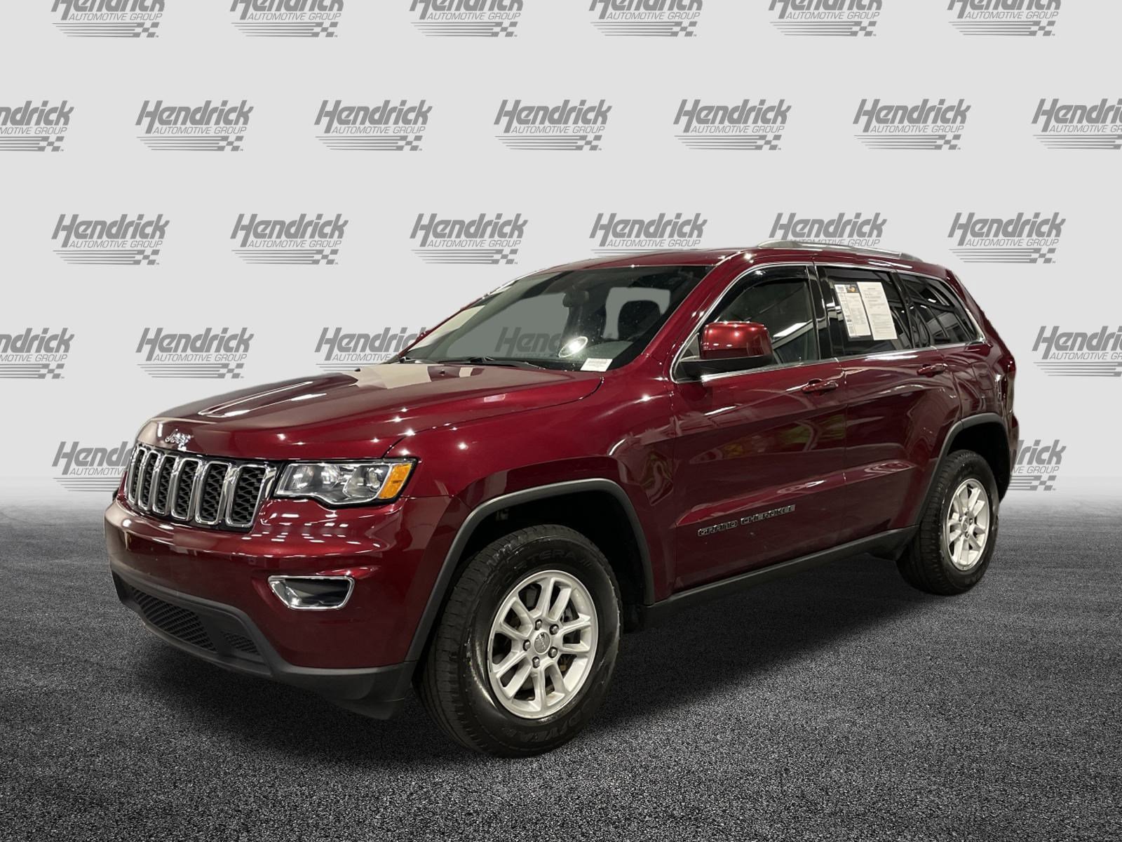 Used 2020 Jeep Grand Cherokee Laredo image 6