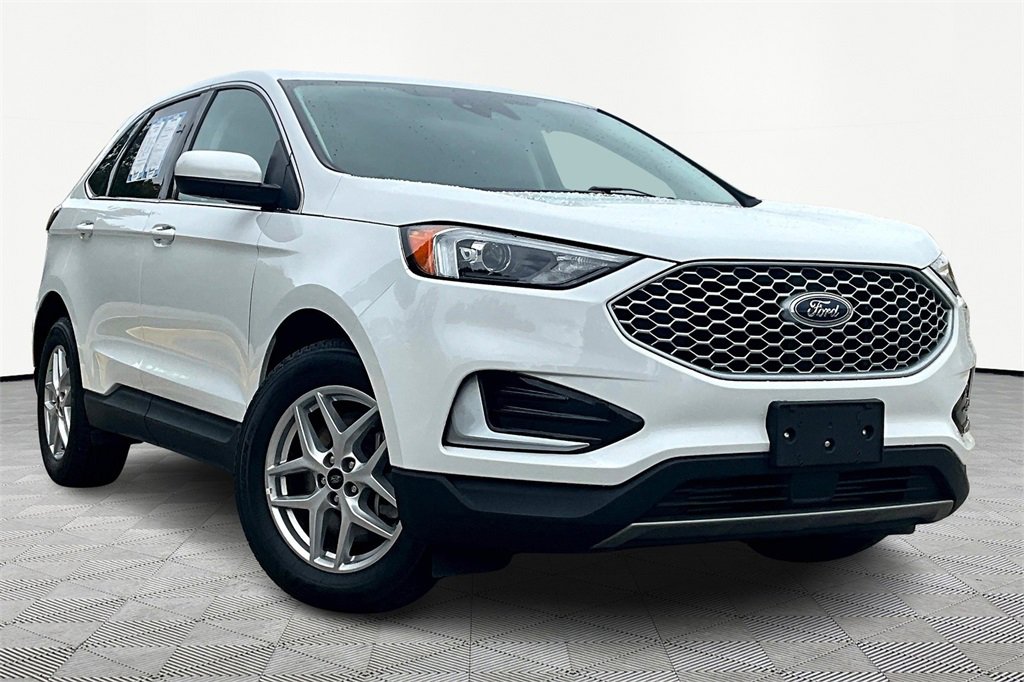 Used 2024 Ford Edge SEL image 12