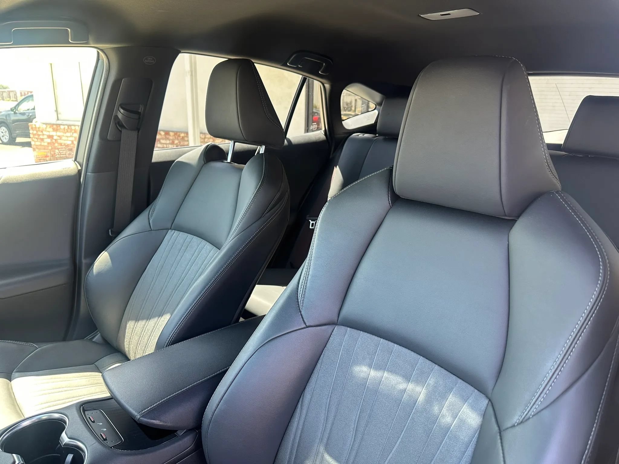 Used 2021 Toyota Venza XLE AWD/4WD image 11
