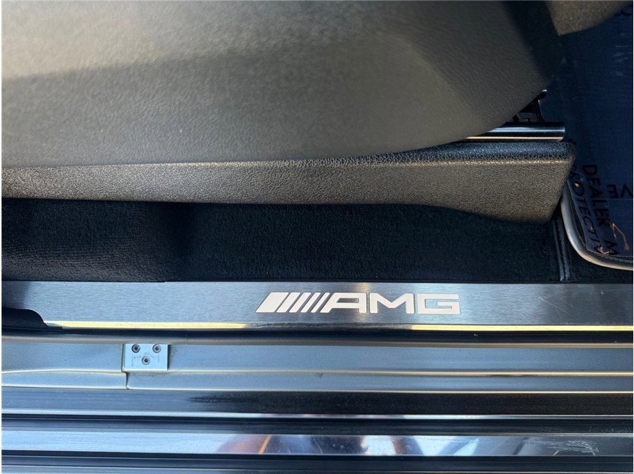 Used 2017 Mercedes-Benz G 63 AMG 4MATIC image 34