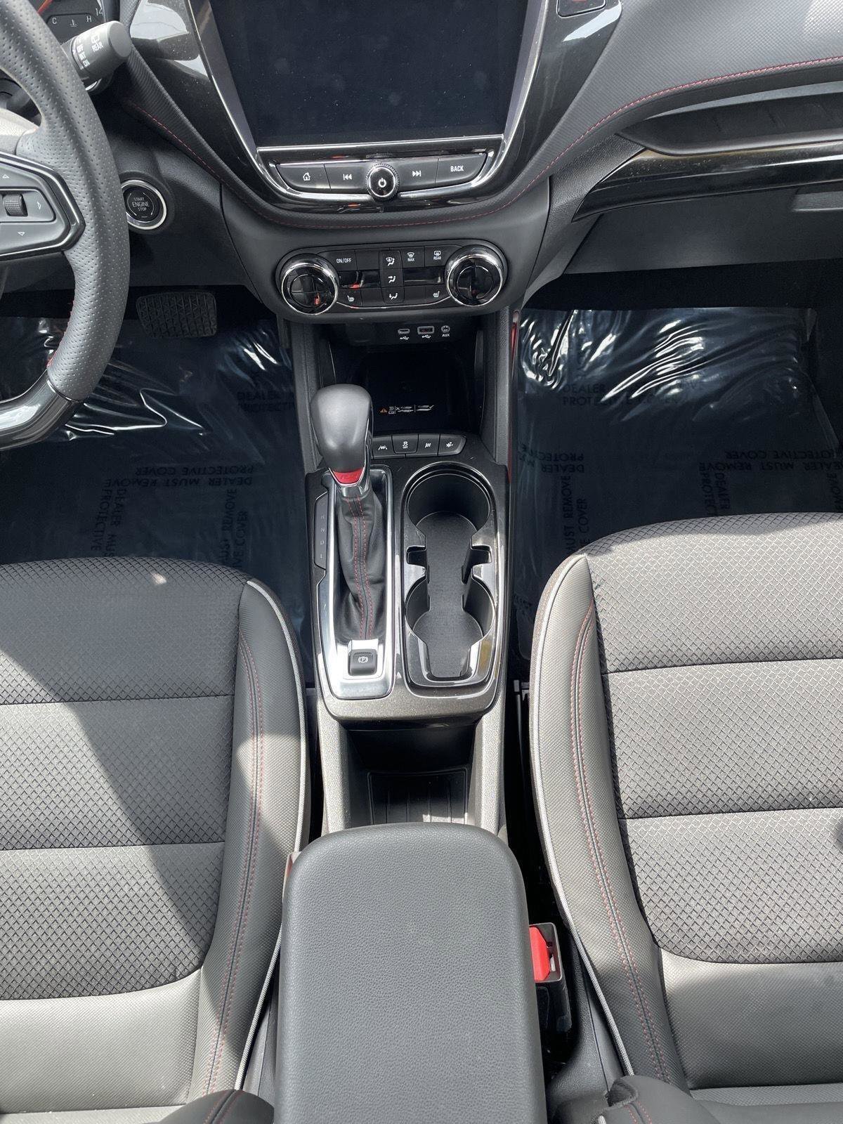 Used 2022 Chevrolet TrailBlazer RS w/ Technology Package image 24