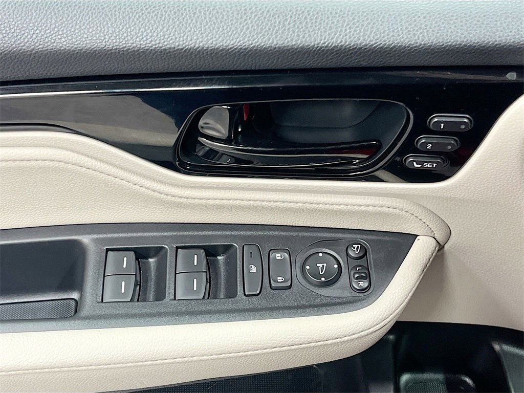 Used 2025 Honda Odyssey Elite image 18