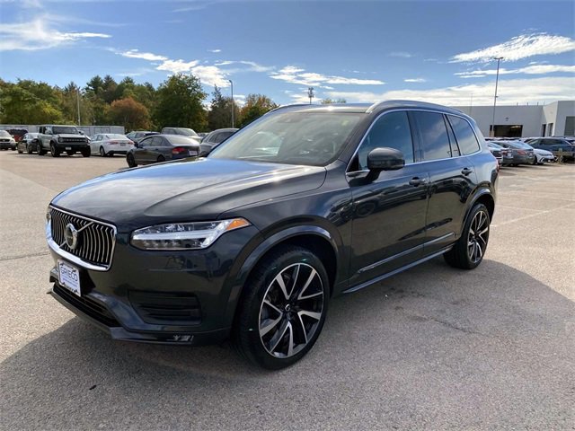 Used 2021 Volvo XC90 T6 Momentum w/ Advanced Package image 9