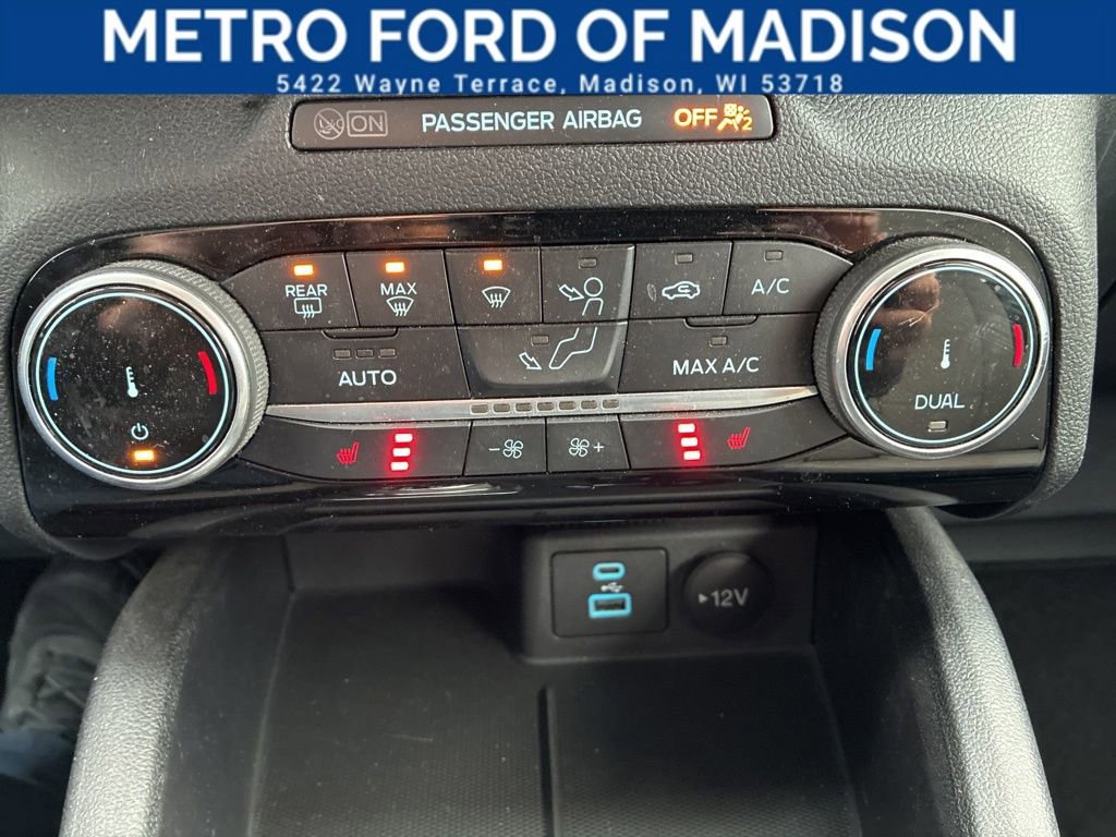 Used 2022 Ford Escape SE image 19