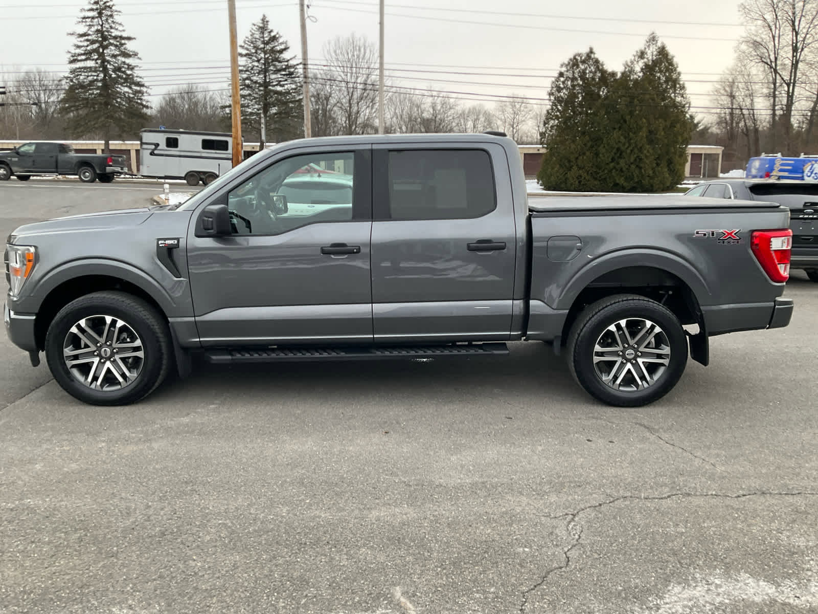 Used 2022 Ford F150 XL w/ STX Appearance Package image 7
