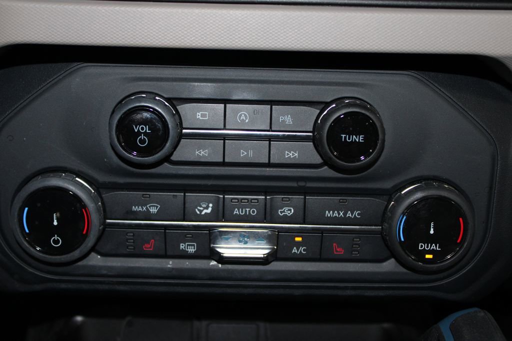 Used 2022 Ford Bronco Wildtrak image 29