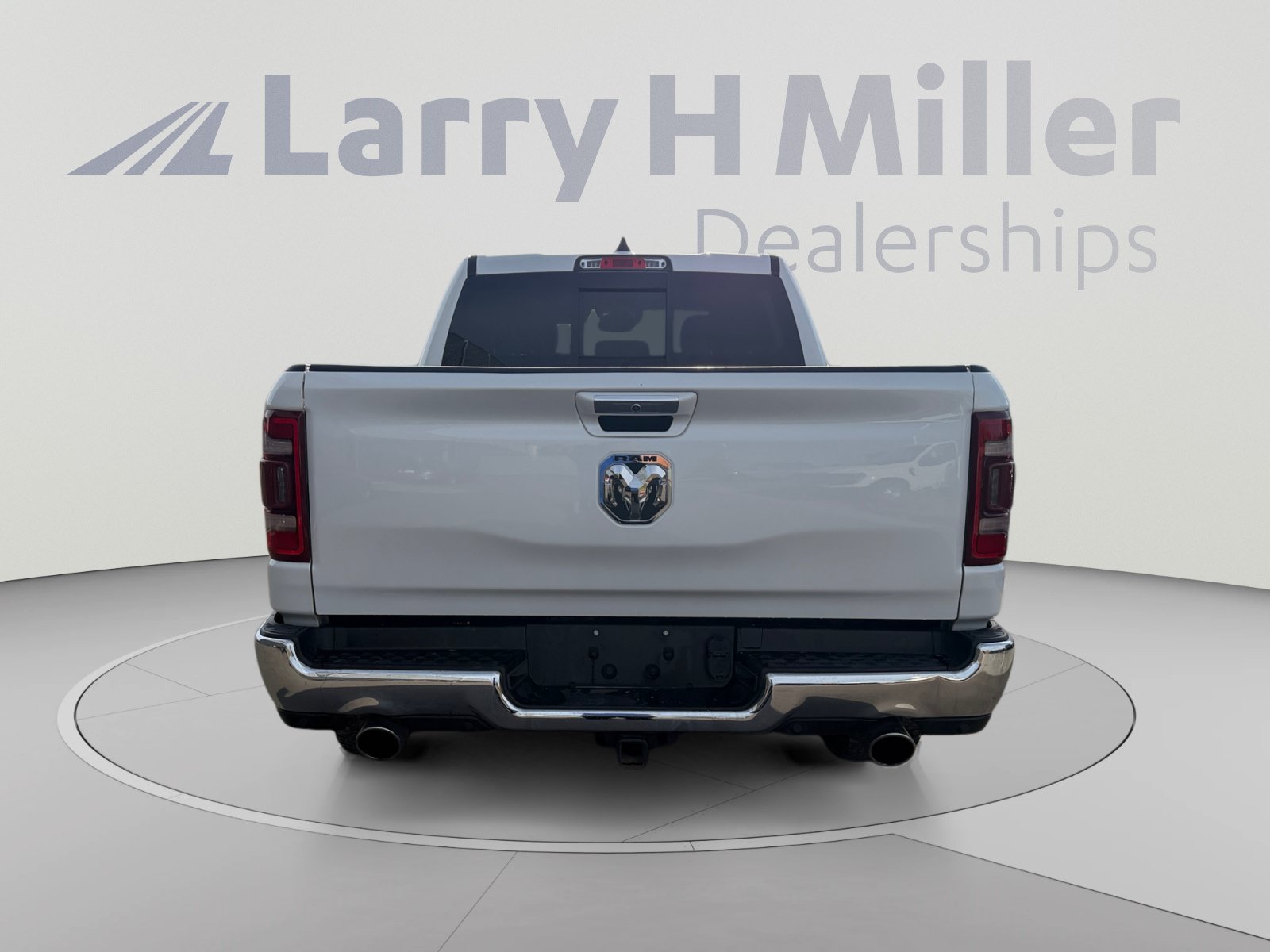 Used 2022 RAM 1500 Limited AWD/4WD image 4