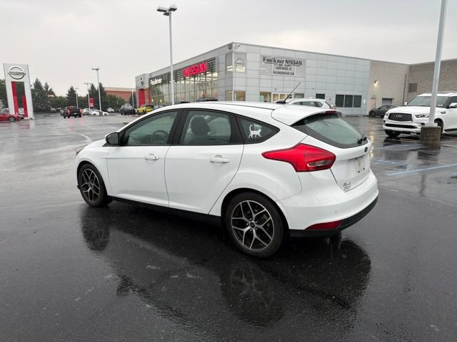 Used 2017 Ford Focus SEL FWD image 4
