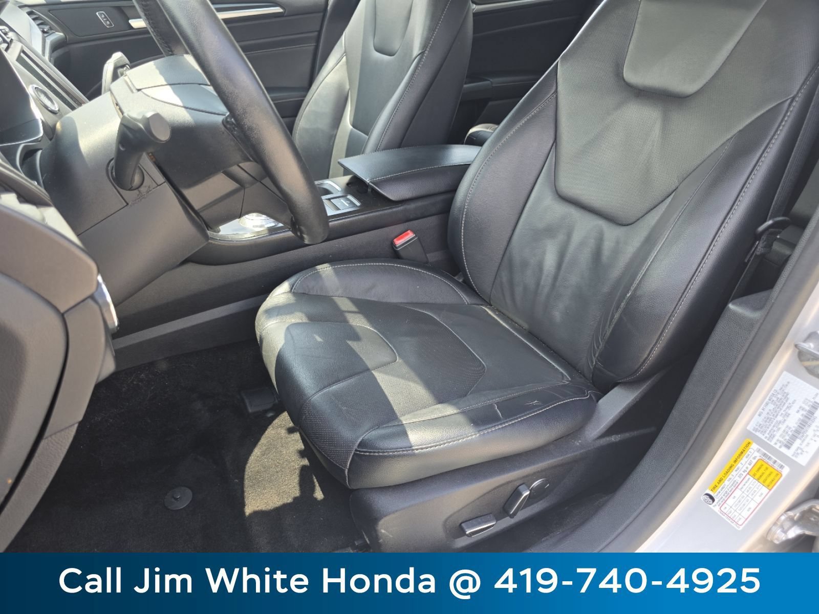 Used 2017 Ford Fusion Energi Titanium FWD image 22