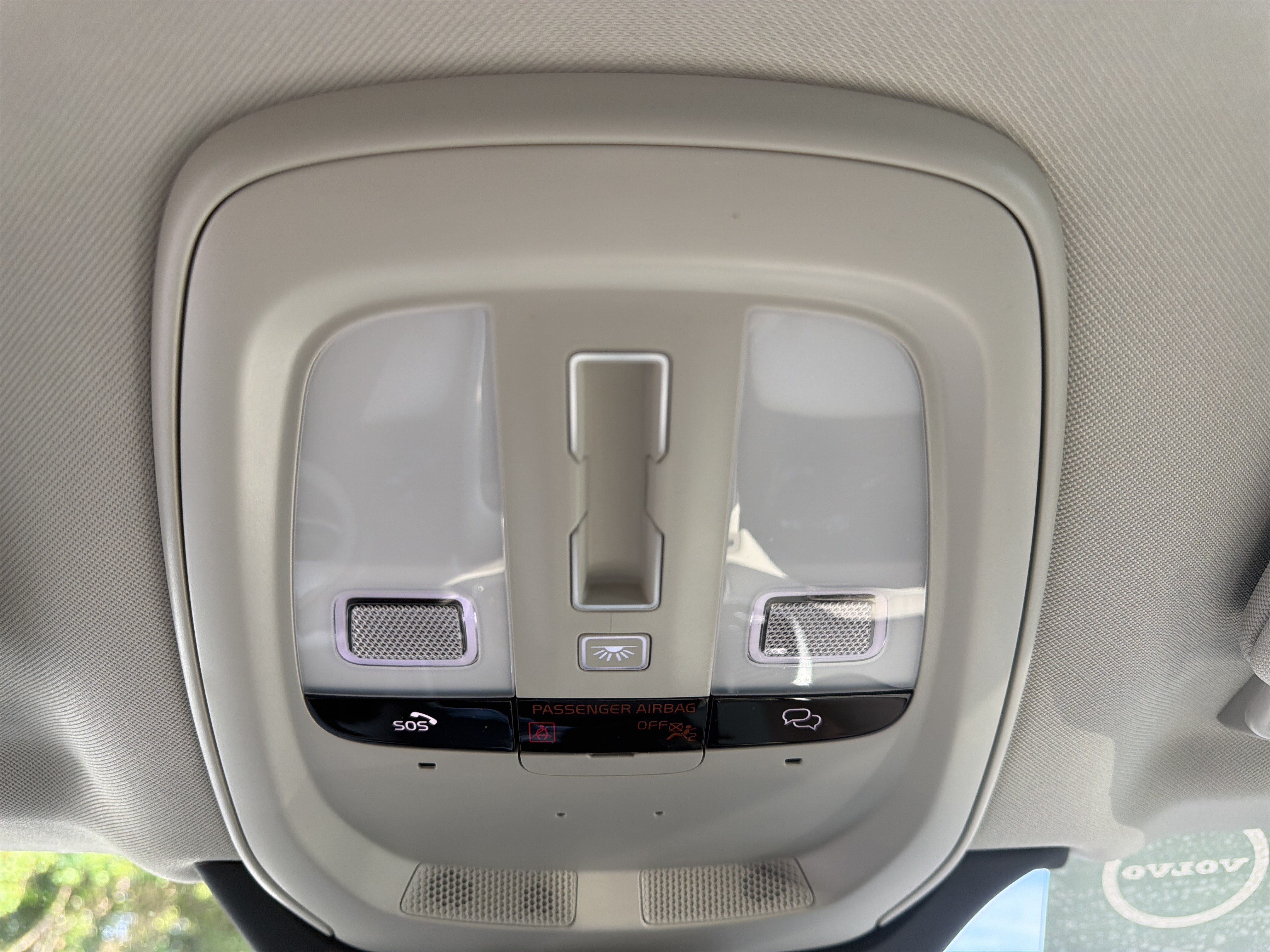 Certified 2024 Volvo XC90 T8 Plus w/ Protection Package AWD/4WD image 29