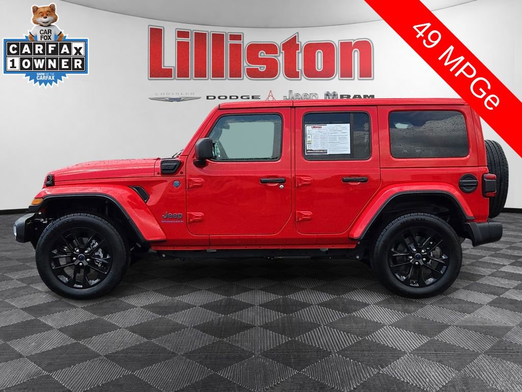 Used 2025 Jeep Wrangler Unlimited Sahara w/ Safety Group AWD/4WD image 7