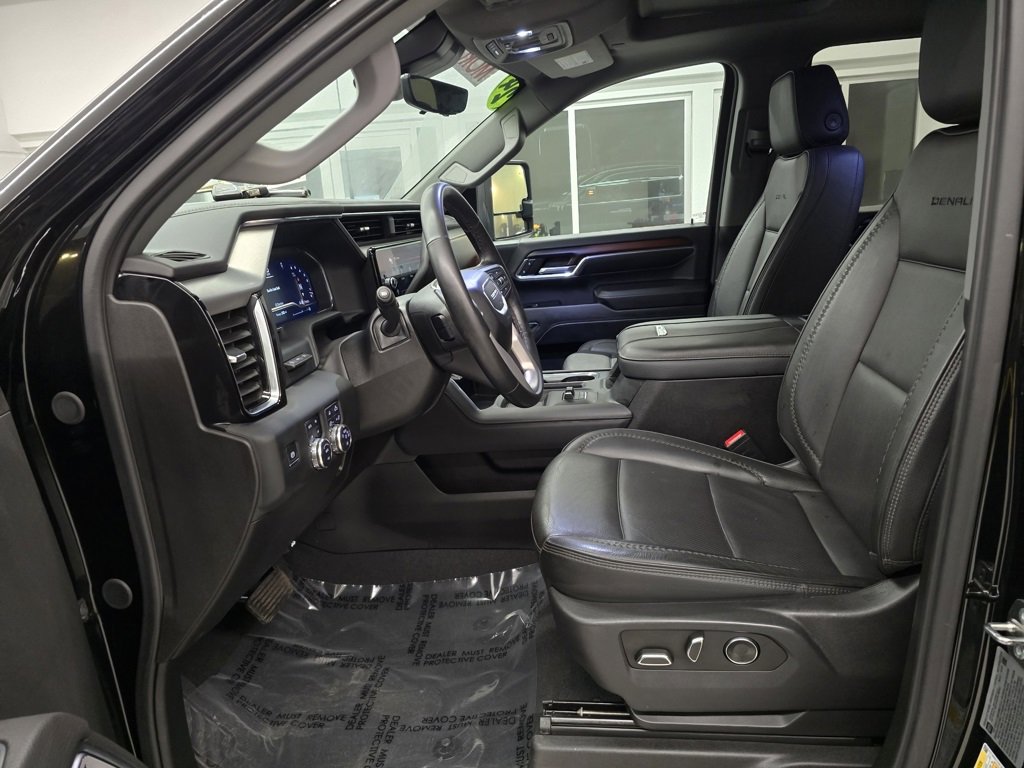 Used 2024 GMC Sierra 2500 Denali w/ Denali Reserve Package image 23