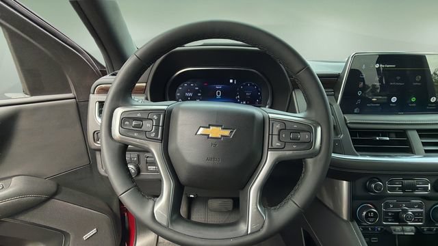 Used 2024 Chevrolet Suburban Premier w/ Premium Package AWD/4WD image 11