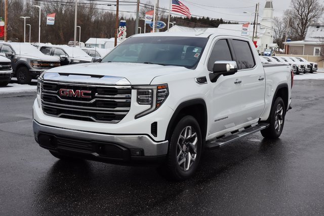 Used 2023 GMC Sierra 1500 SLT w/ SLT Premium Package image 15