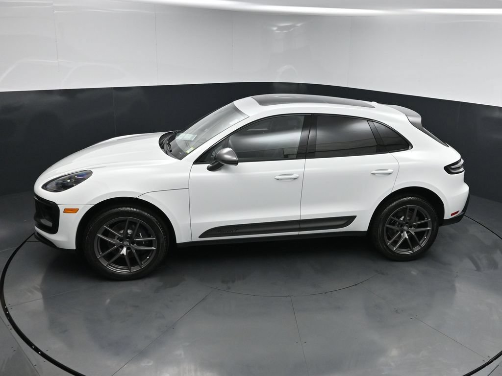New 2026 Porsche Macan Turbo AWD/4WD image 13