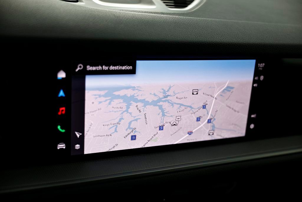 Certified 2025 Porsche Cayenne AWD/4WD image 39