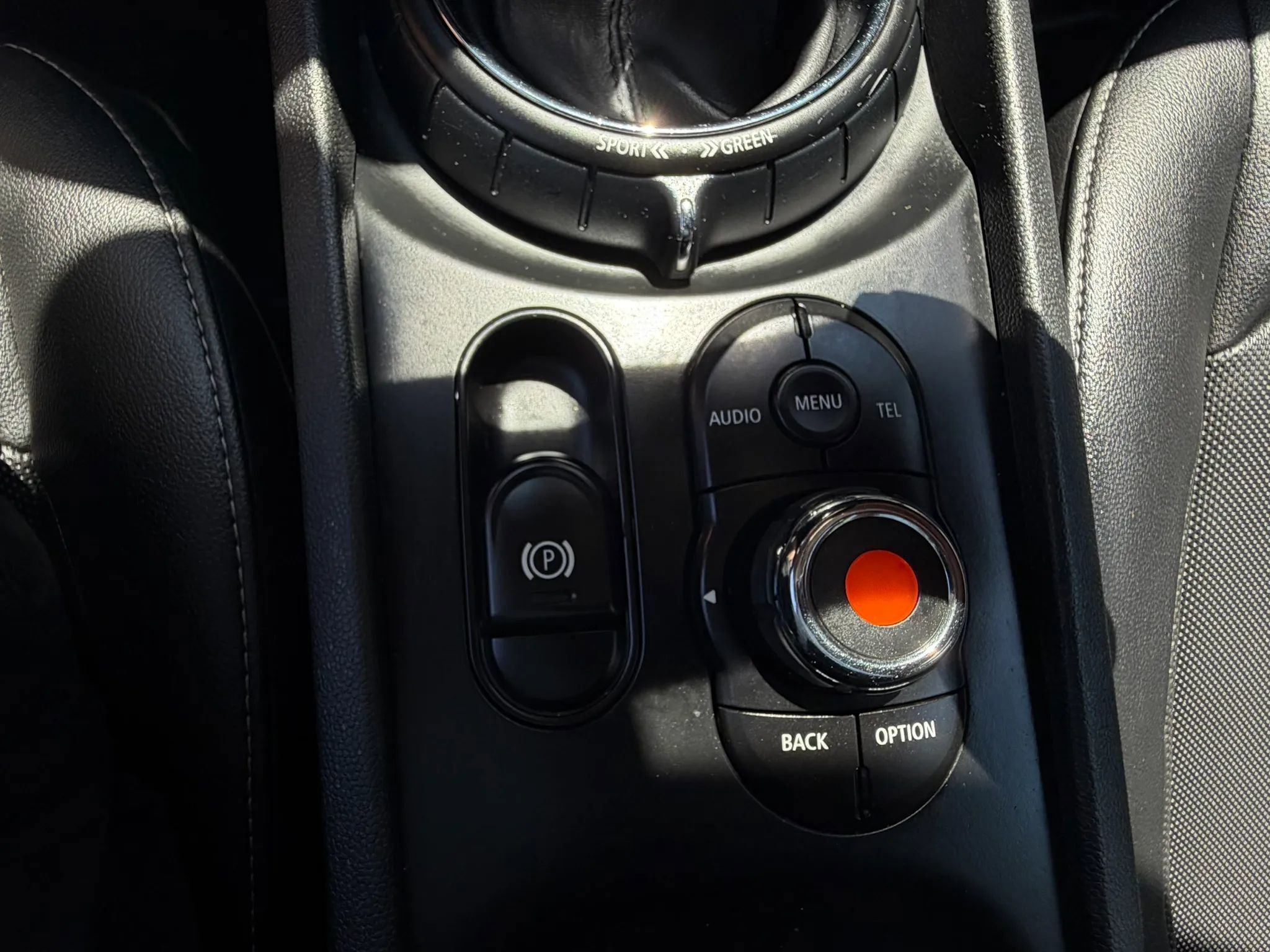 Used 2017 MINI Cooper Clubman ALL4 AWD/4WD image 27