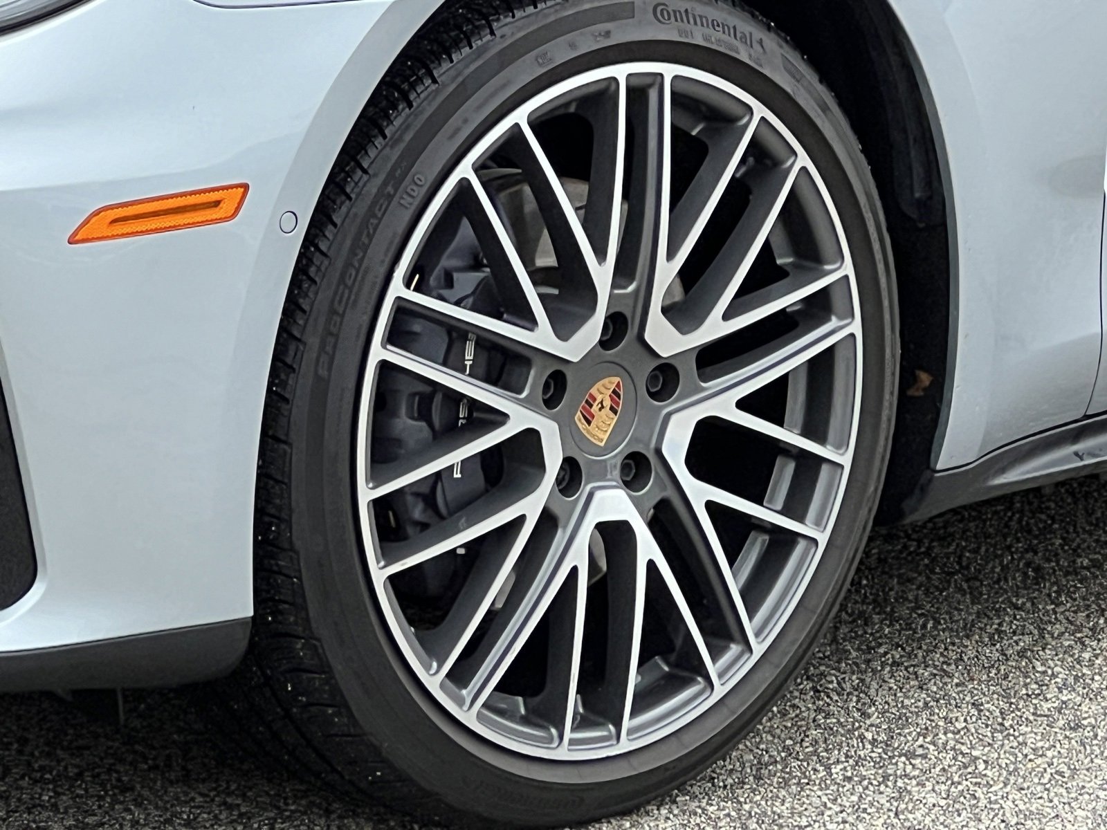 Certified 2025 Porsche Panamera 4 image 13