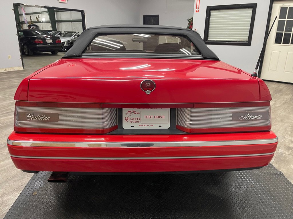 Used 1989 Cadillac Allante image 14