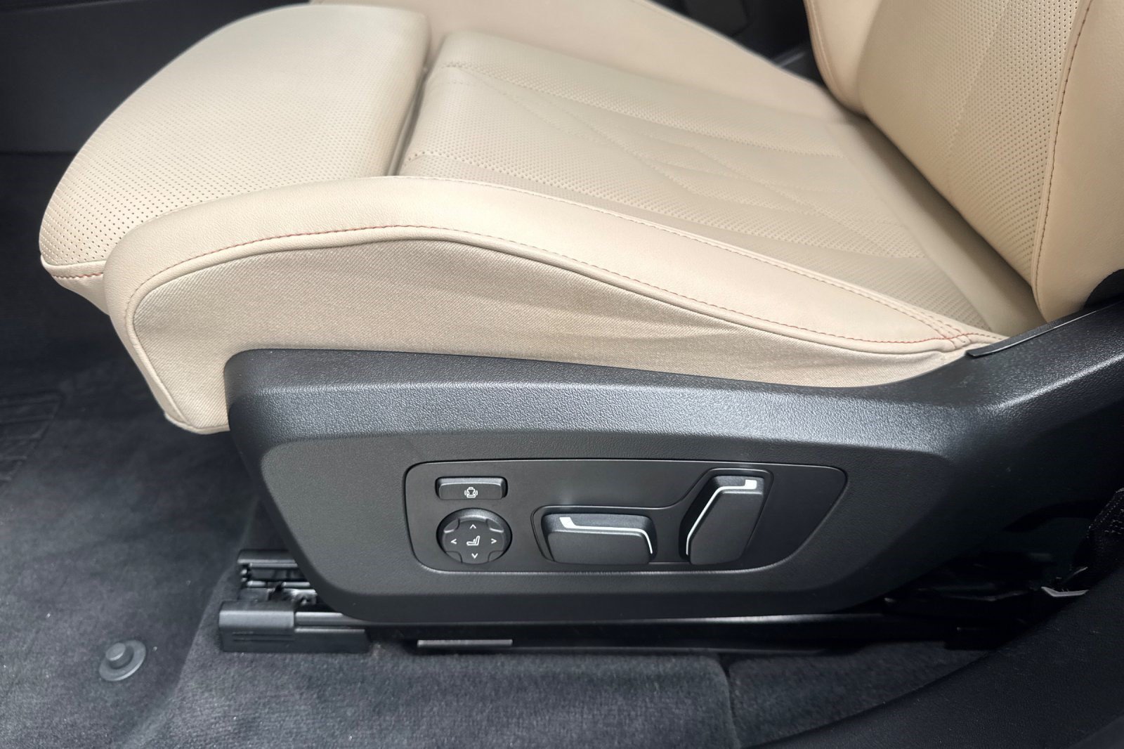 Used 2026 BMW X3 xDrive30i AWD/4WD image 15