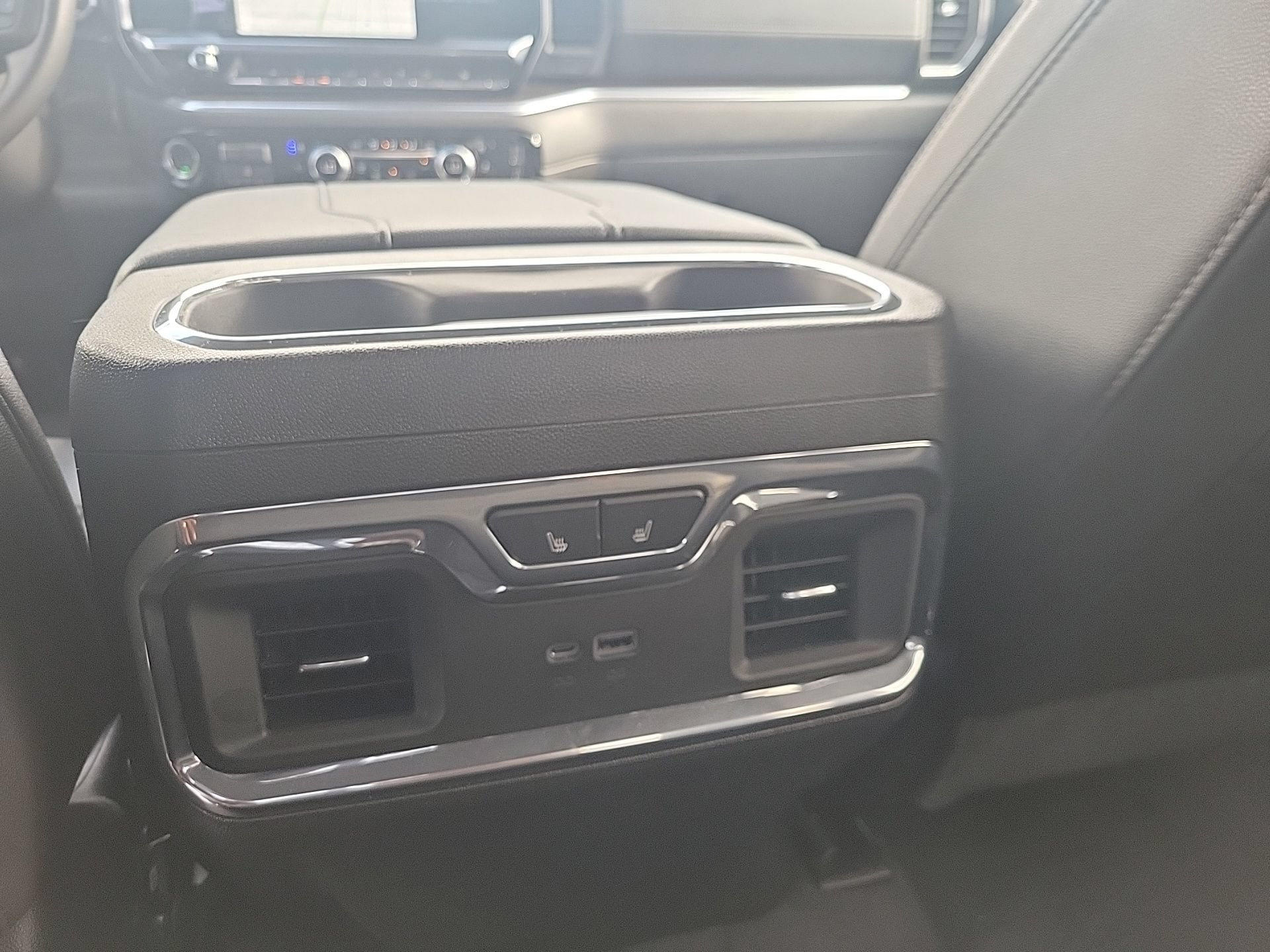 Used 2025 GMC Sierra 1500 SLT w/ SLT Premium Plus Package AWD/4WD image 16