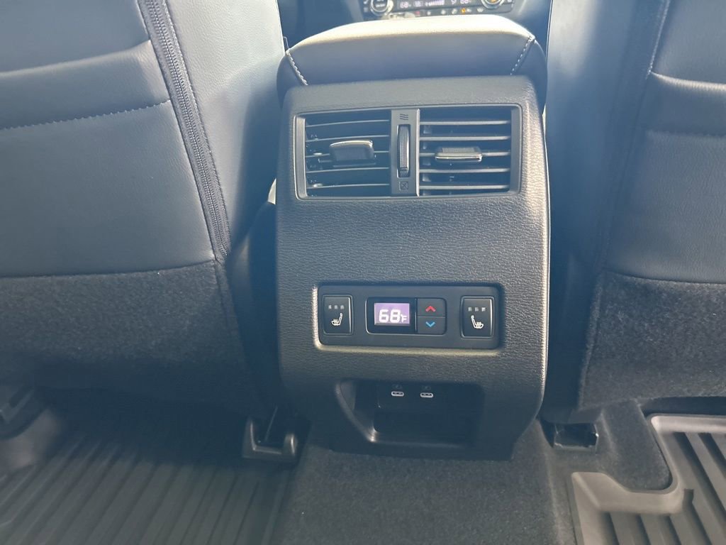 New 2026 Mitsubishi Outlander AWD image 29