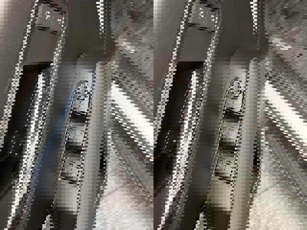 Certified 2024 Chevrolet Colorado Z71 w/ Z71 Convenience Package 2 image 10