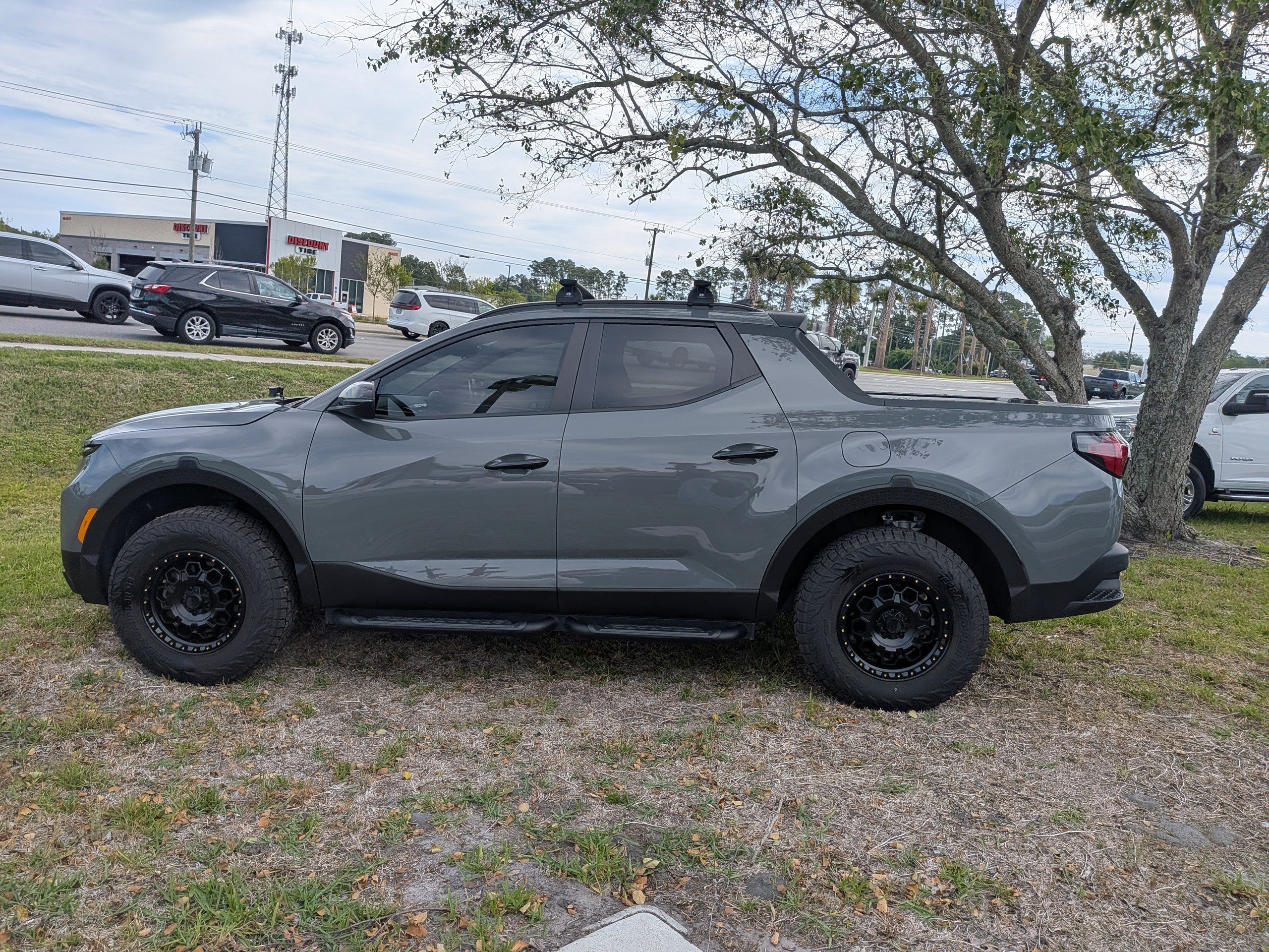 Used 2024 Hyundai Santa Cruz Night AWD/4WD image 7