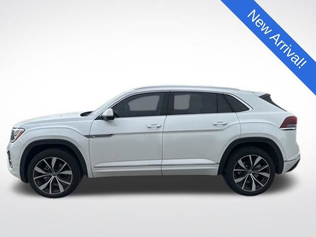 Used 2025 Volkswagen Atlas Cross Sport SEL Premium R-Line image 4
