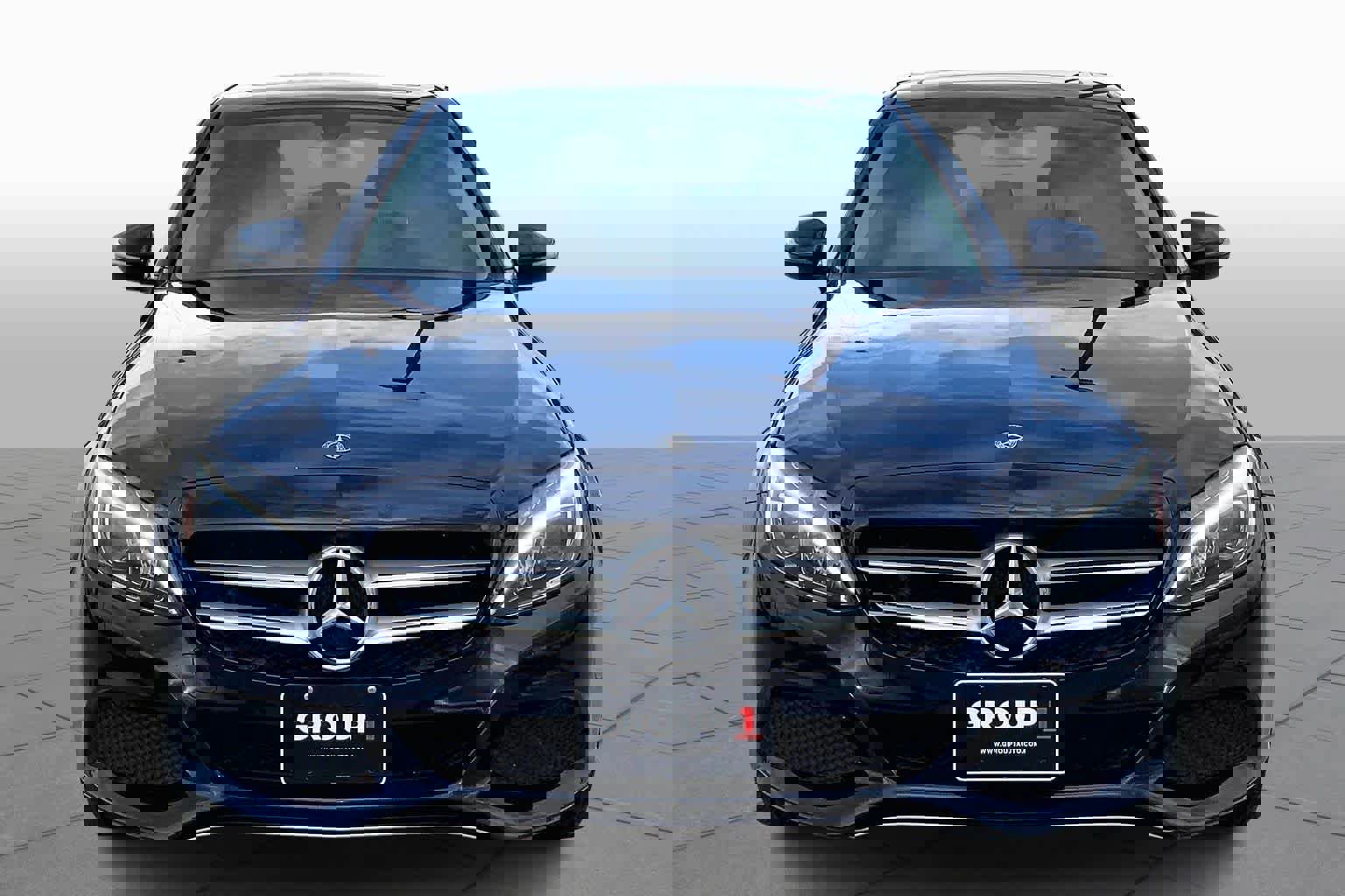 Used 2018 Mercedes-Benz C 300 Sedan image 4